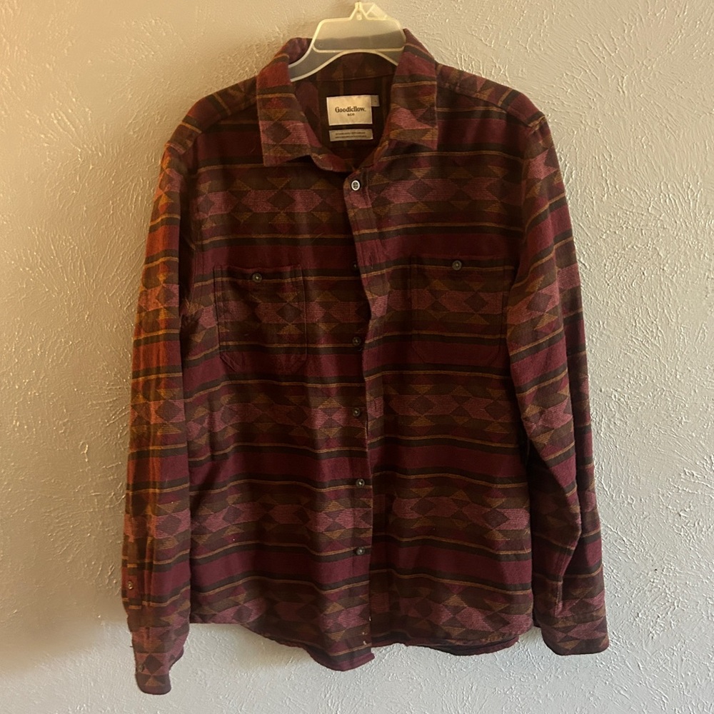Maroon Americana Button Down Size L